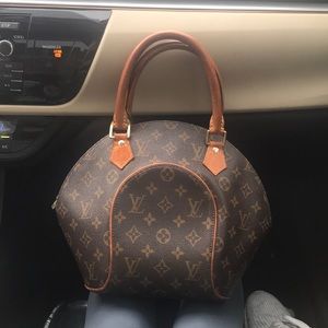 Louis Vuitton Handbag
